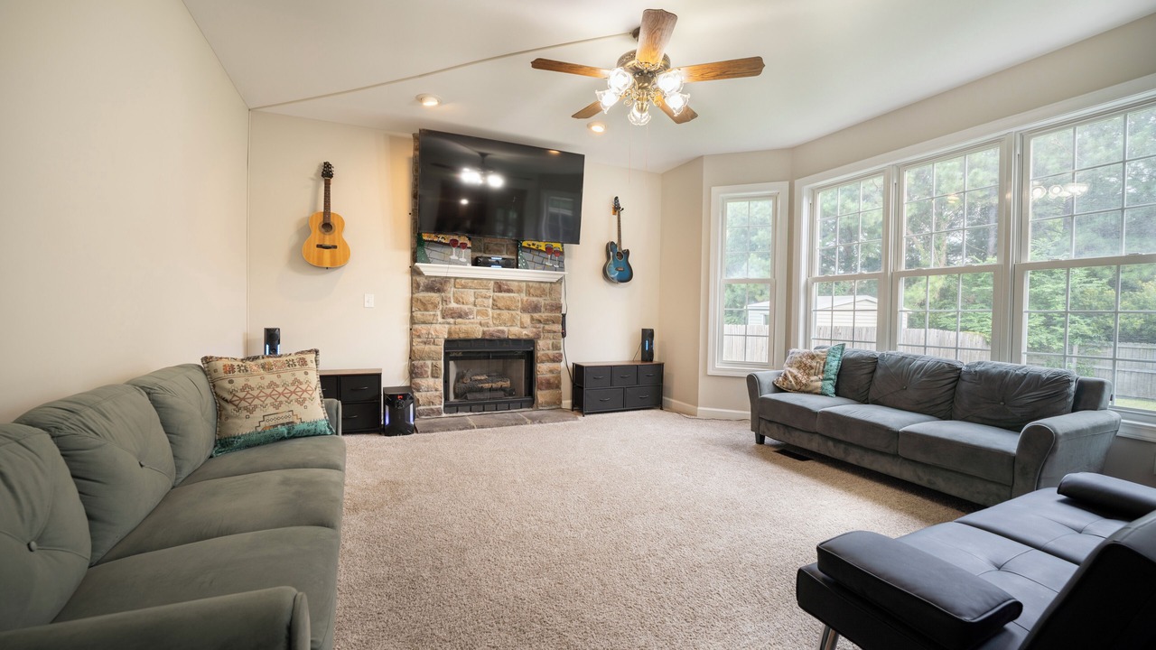 Photo of Livingroom in Jacksonville