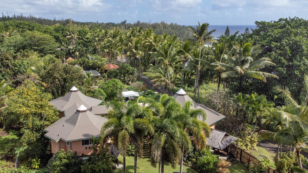 Photo of Outdoor in Kehena Beach Estates