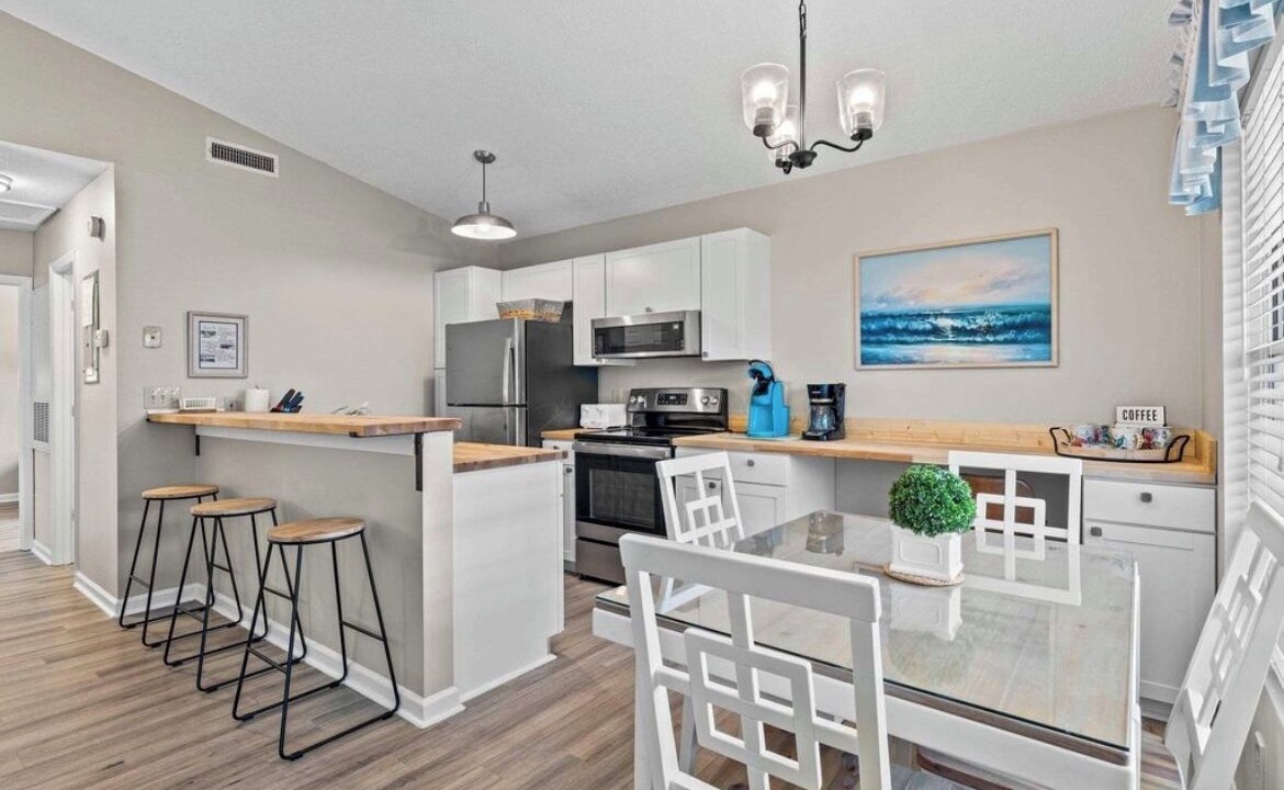 Photo of Kitchen in Garden City
