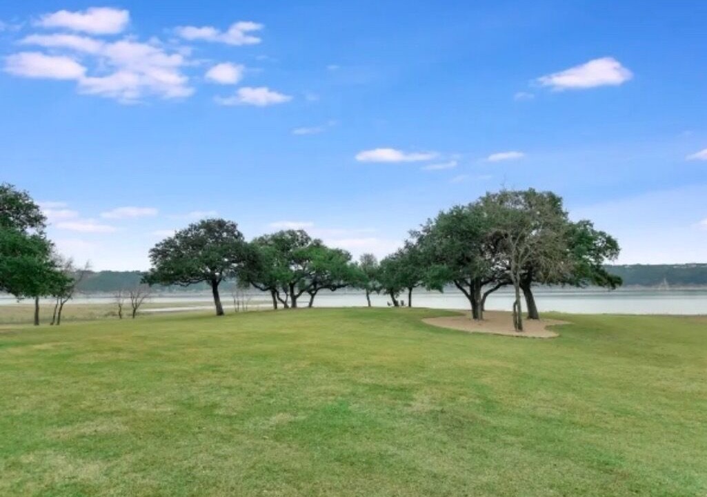 Photo of Others in Spicewood