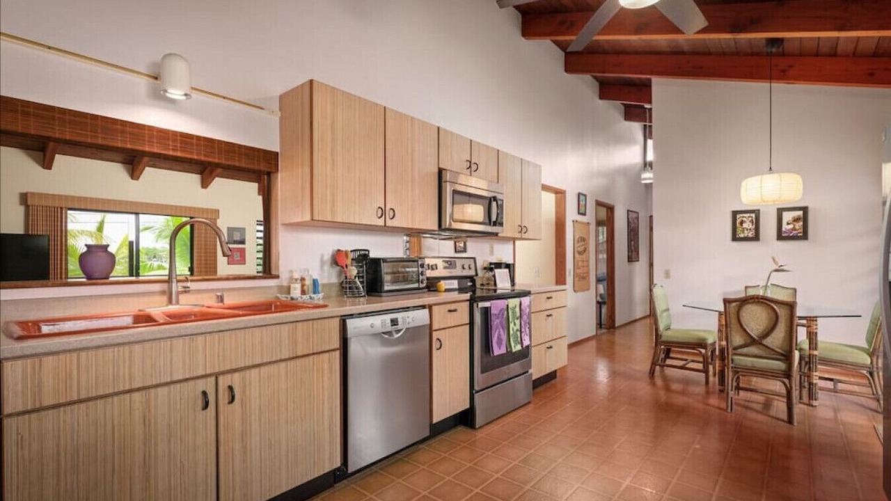 Photo of Kitchen in Kona Paradise