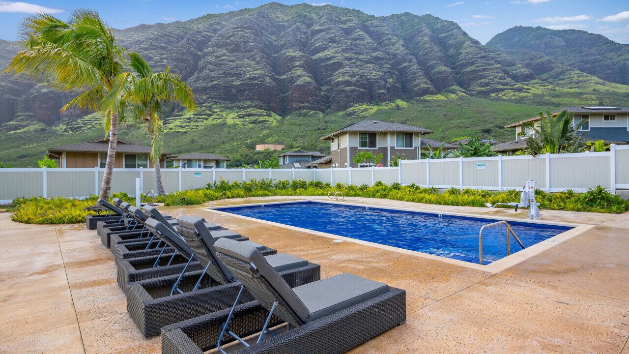 Photo of Outdoor in Makaha Valley