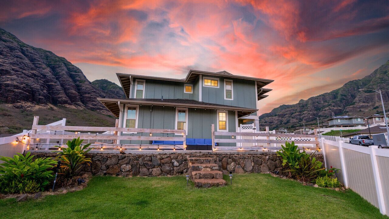Photo of Outdoor in Makaha Valley