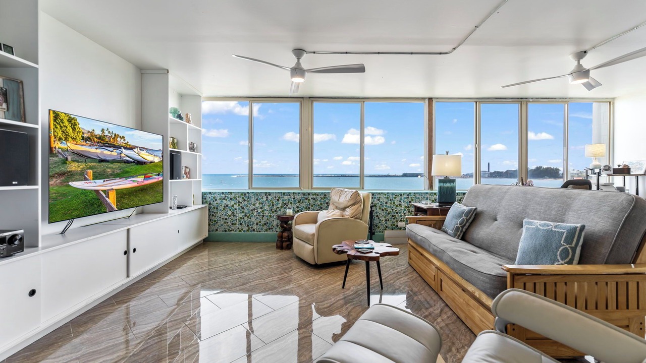 Photo of Livingroom in Kahului