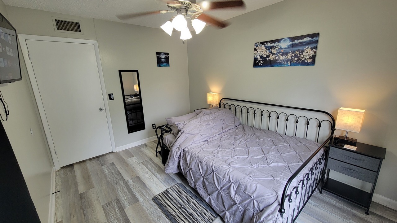 Photo of Bedroom in Hinesville
