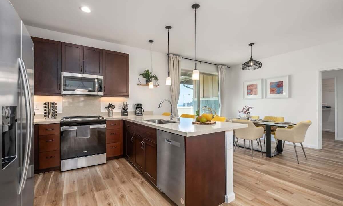 Photo of Kitchen in Makaha Valley