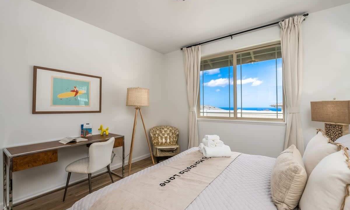 Photo of Bedroom in Makaha Valley