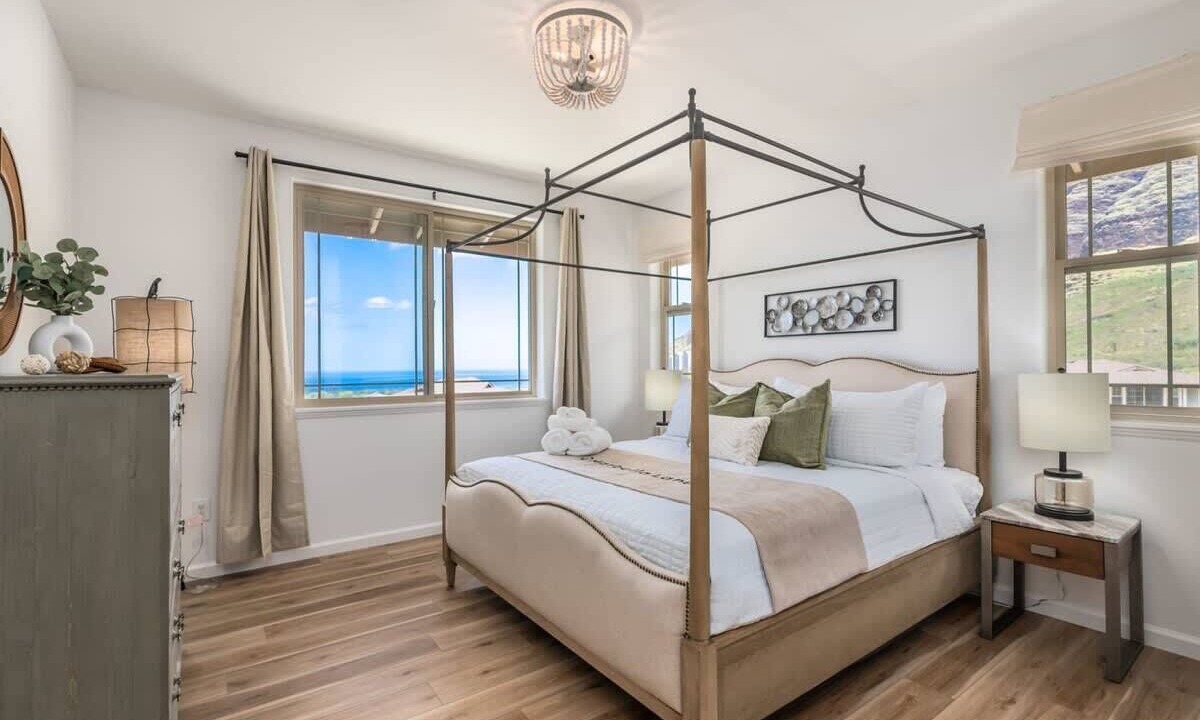 Photo of Bedroom in Makaha Valley