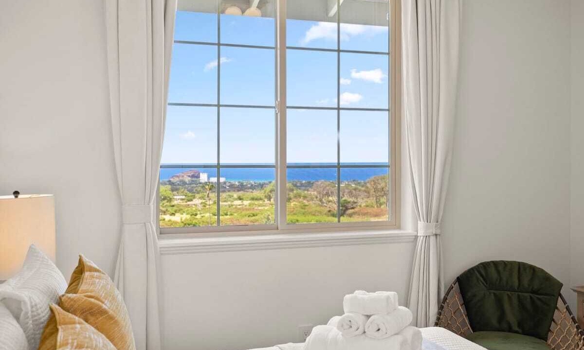 Photo of Bedroom in Makaha Valley