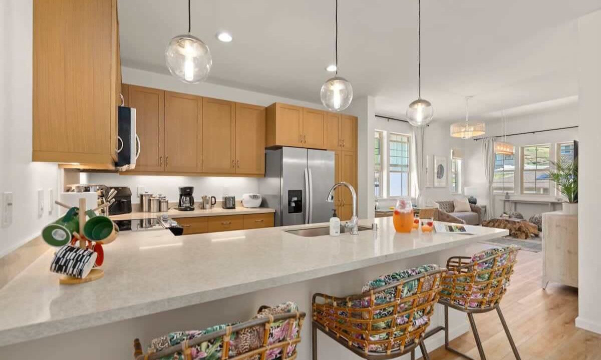 Photo of Kitchen in Makaha Valley