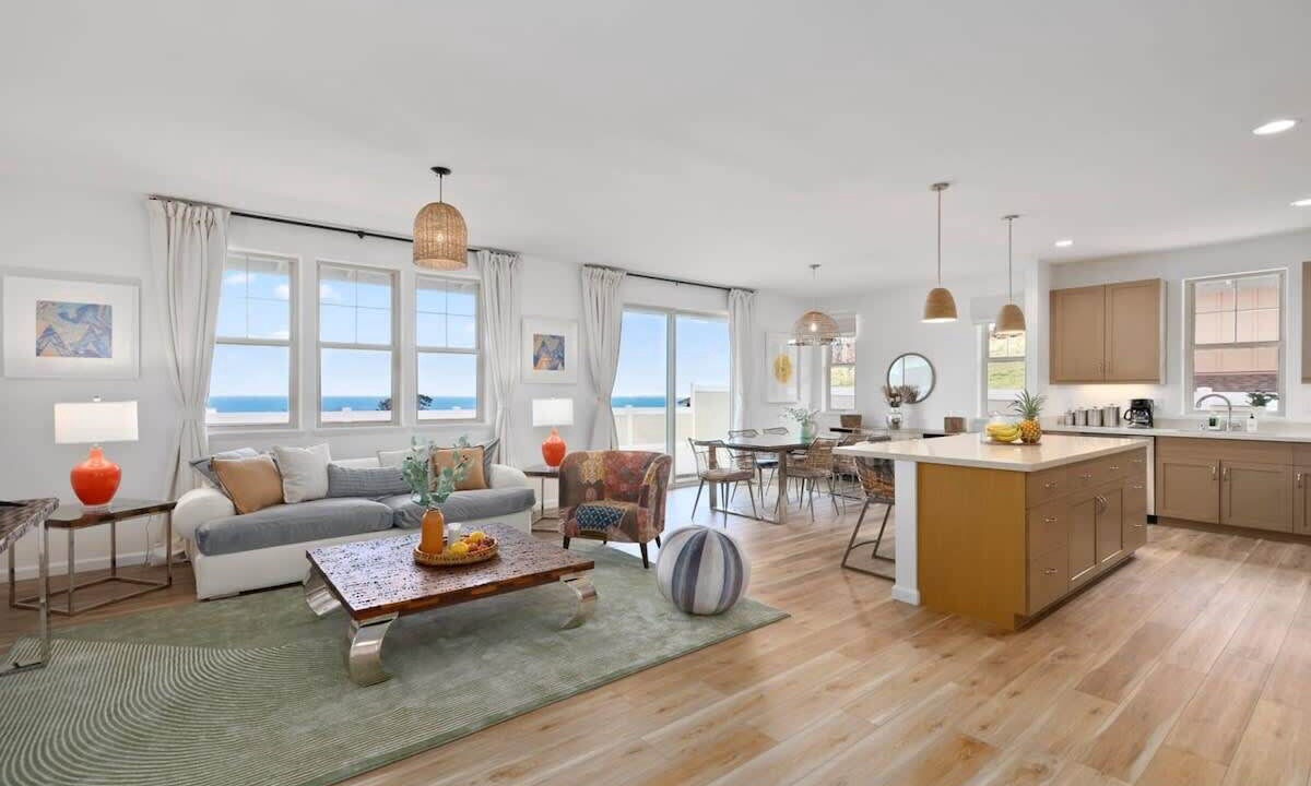 Photo of Livingroom in Makaha Valley