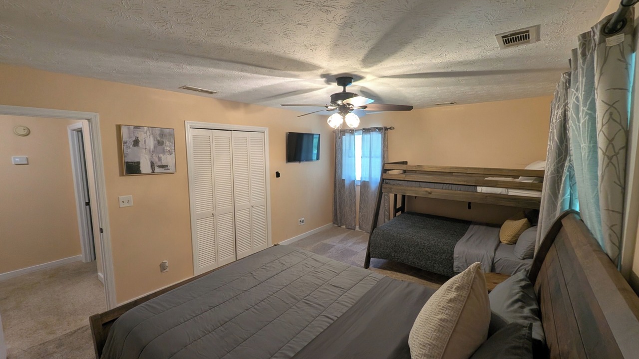 Photo of Bedroom in Snellville