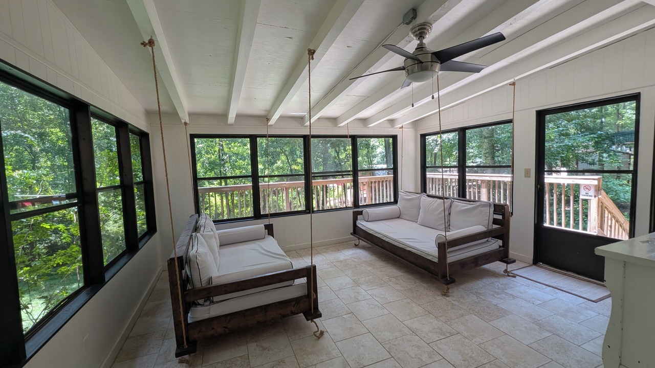 Photo of Livingroom in Snellville