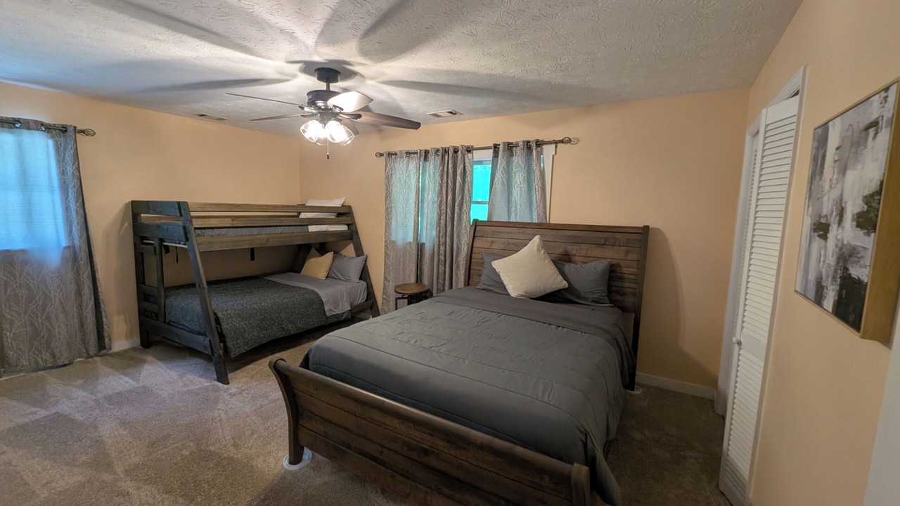Photo of Bedroom in Snellville