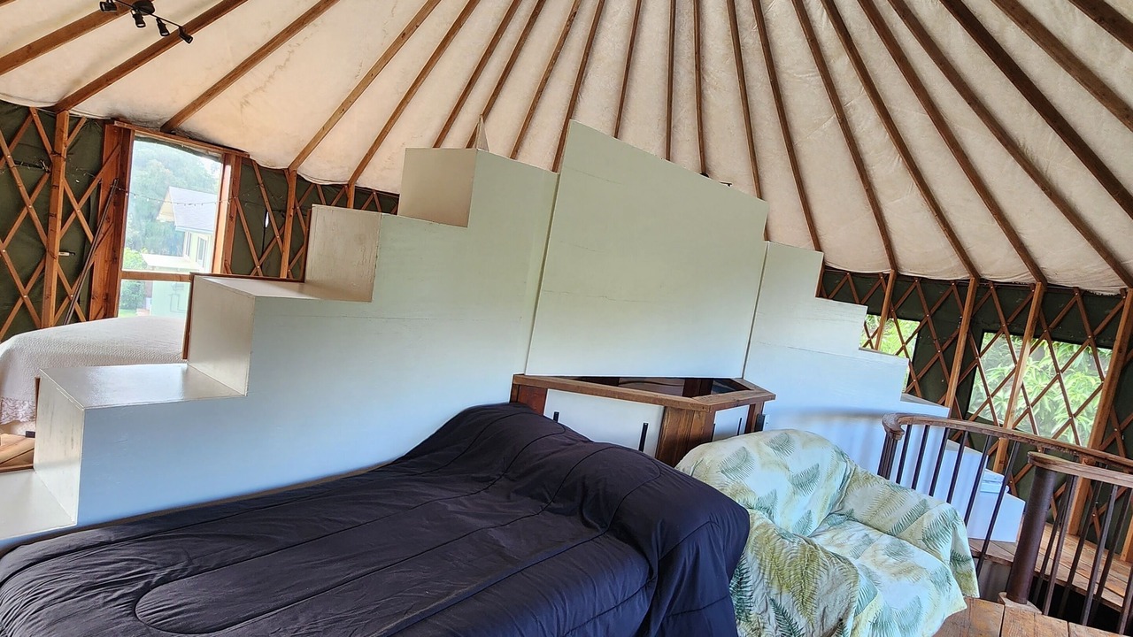 Photo of Bedroom in Mokuleia