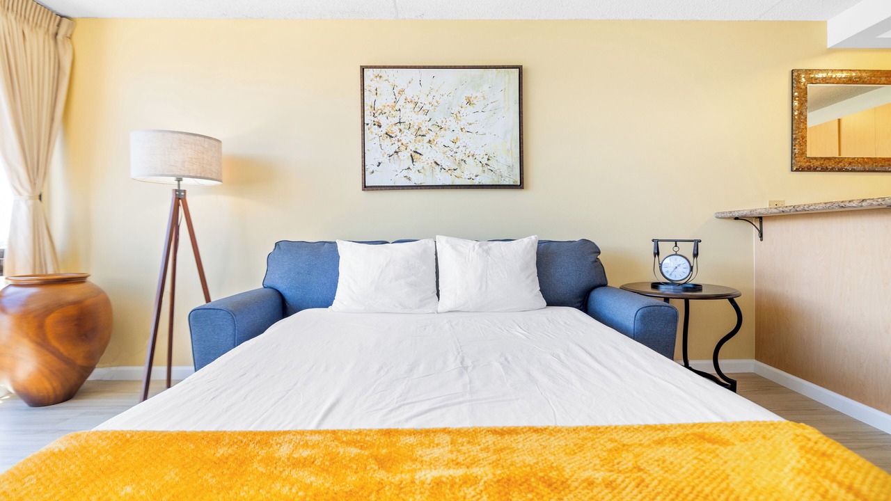 Photo of Bedroom in Waikiki