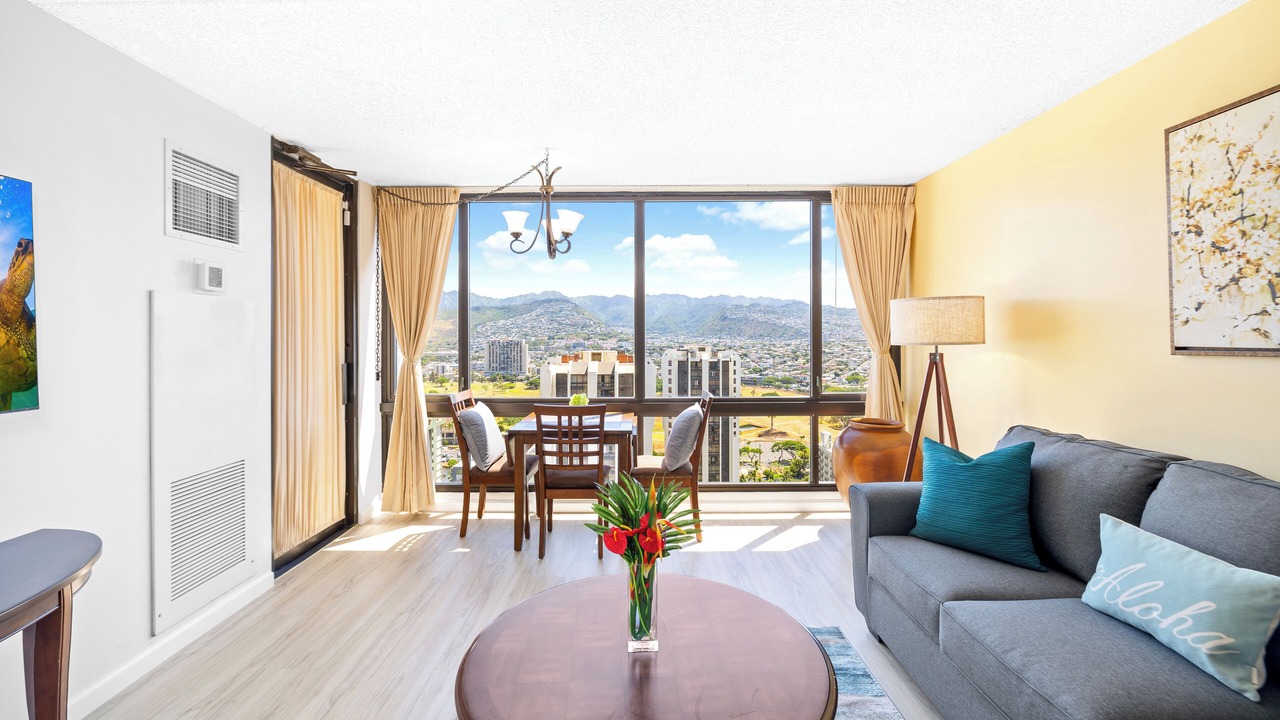 Photo of Livingroom in Waikiki