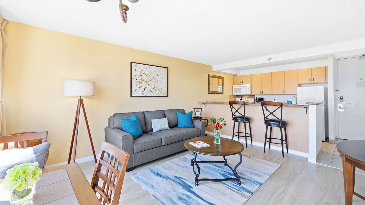 Photo of Livingroom in Waikiki