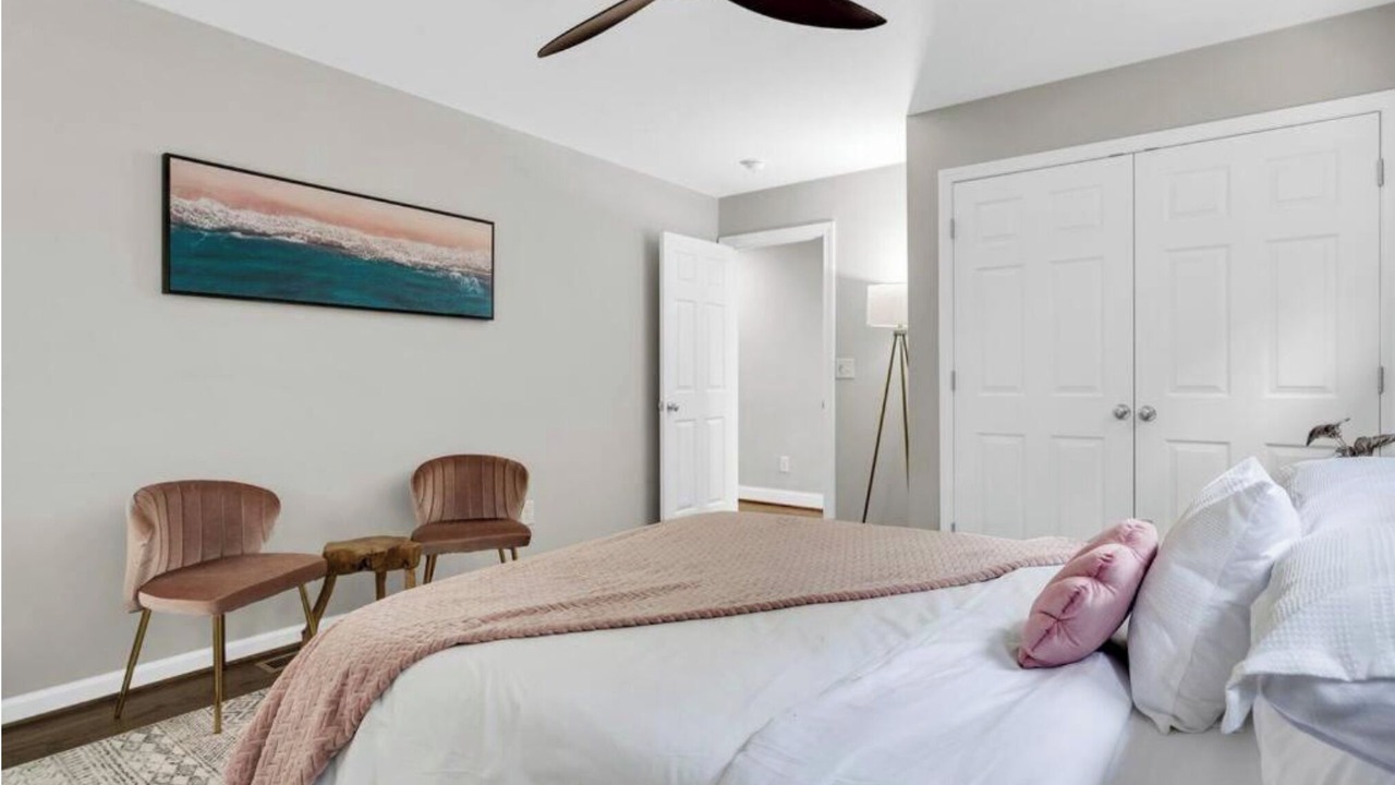 Photo of Bedroom in Flowery Branch