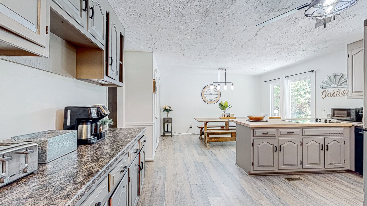 Photo of Kitchen in Demorest