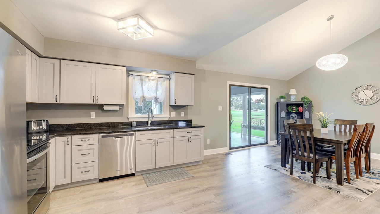 Photo of Kitchen in Fairfield Harbour