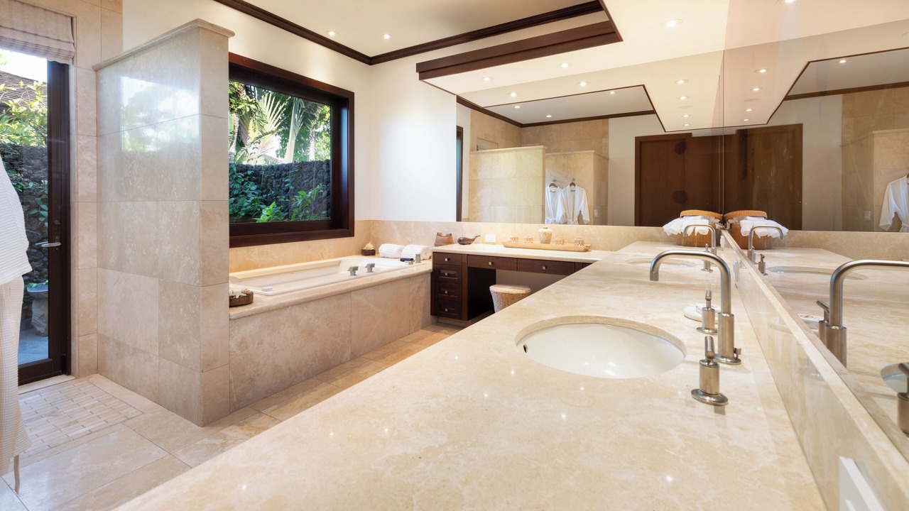 Photo of Bathroom in Kaupulehu