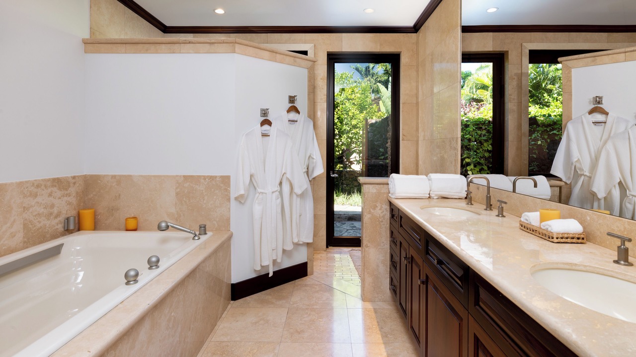 Photo of Bathroom in Kaupulehu