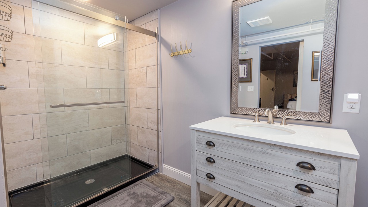 Photo of Bathroom in Seneca
