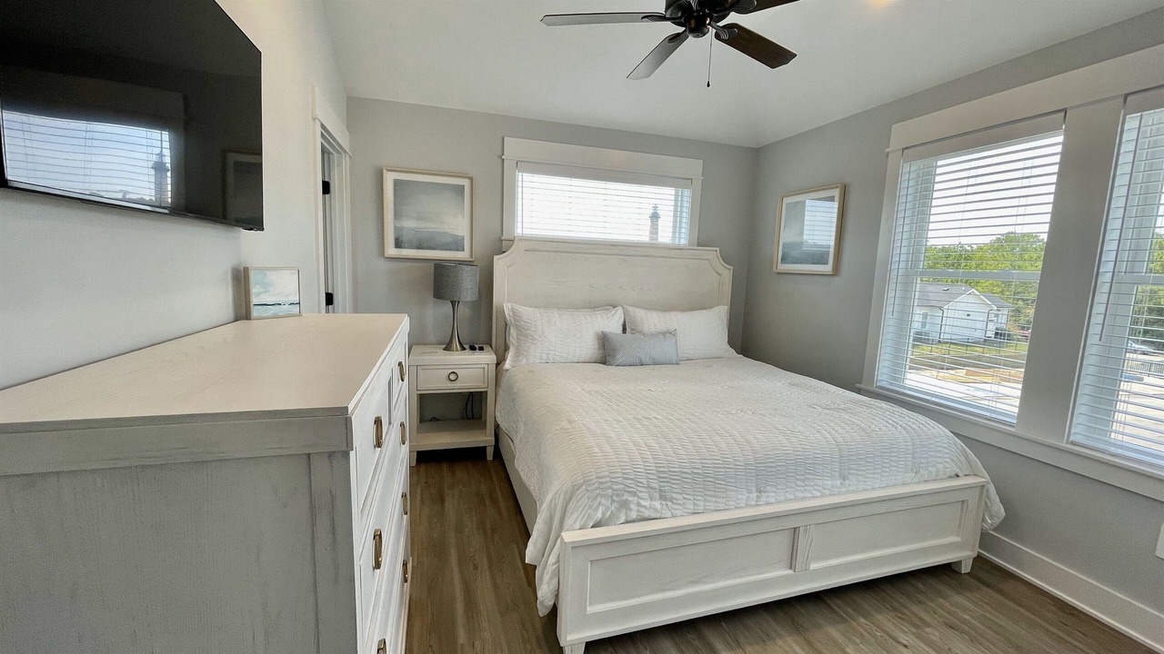 Photo of Bedroom in Corolla Light