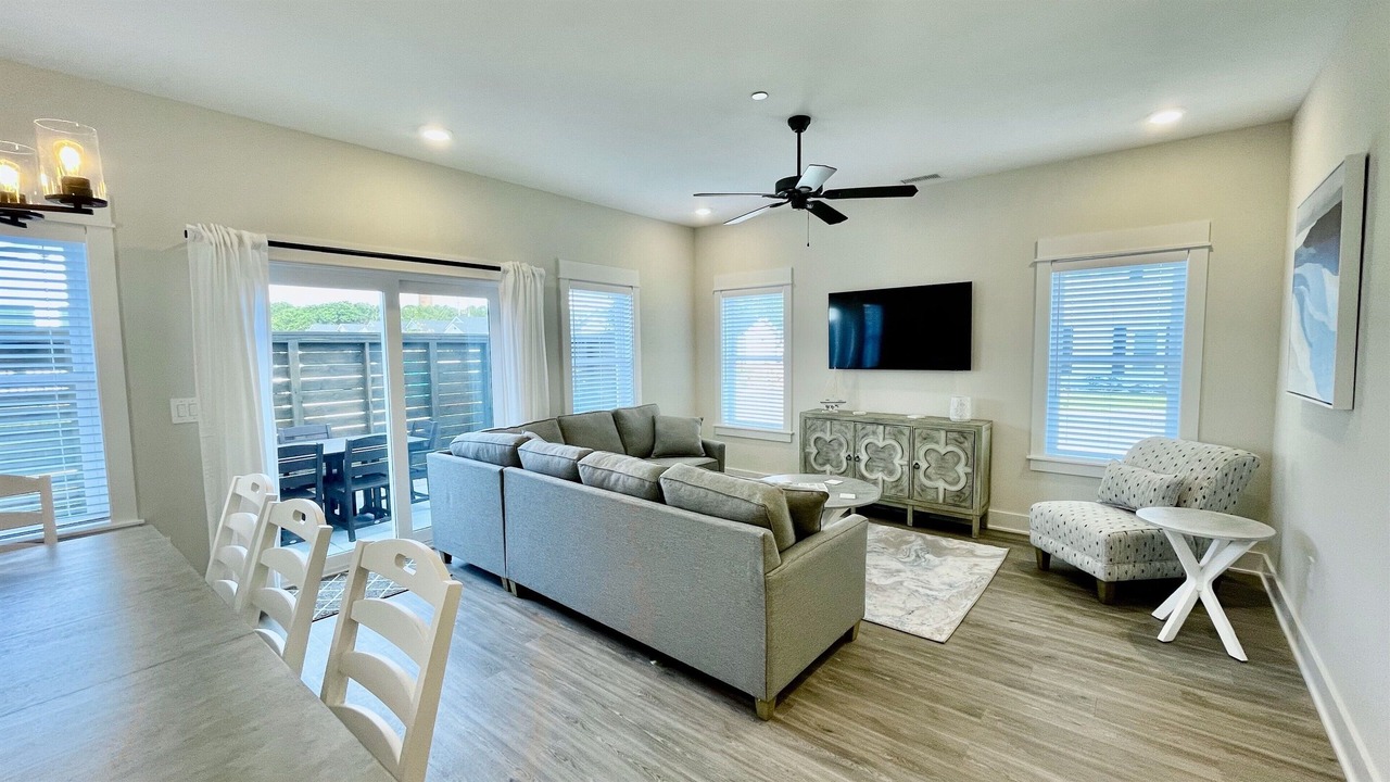 Photo of Livingroom in Corolla Light