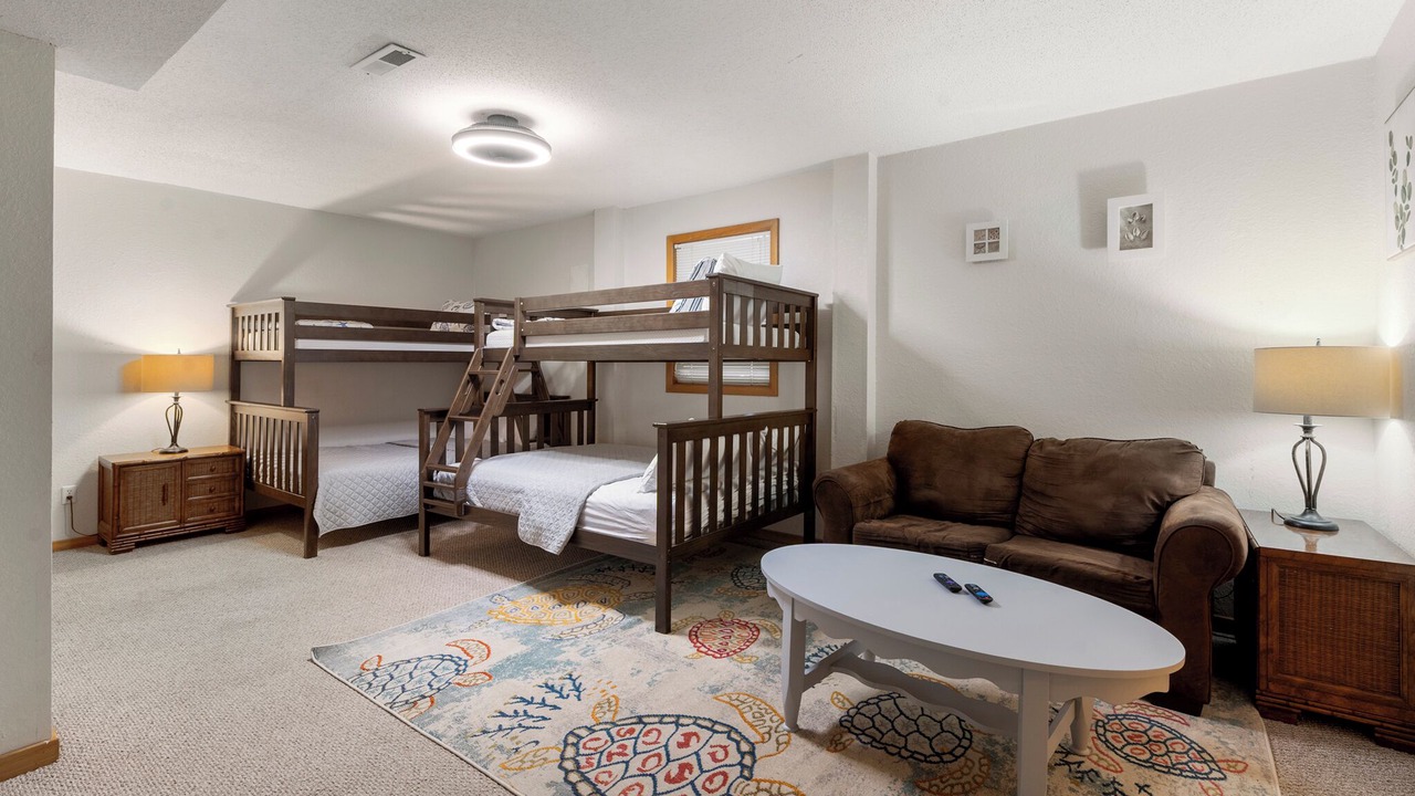 Photo of Bedroom in Sea Scape