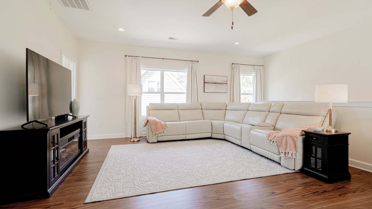 Photo of Livingroom in Ballentine