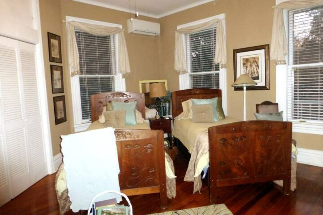 Photo of Bedroom in Newberry