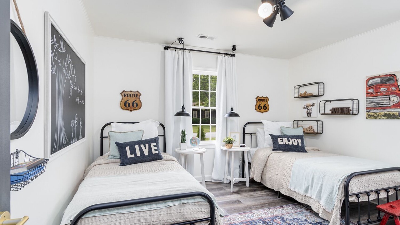 Photo of Bedroom in Taylors
