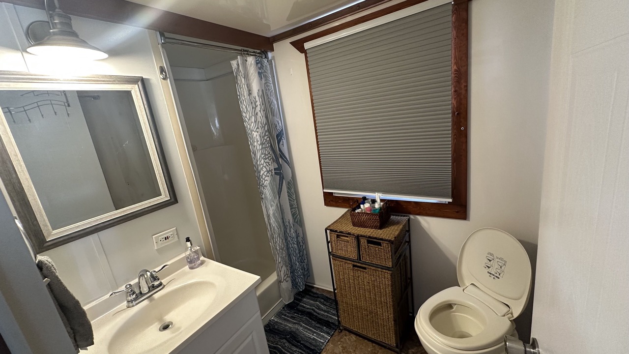 Photo of Bathroom in Dam Neck