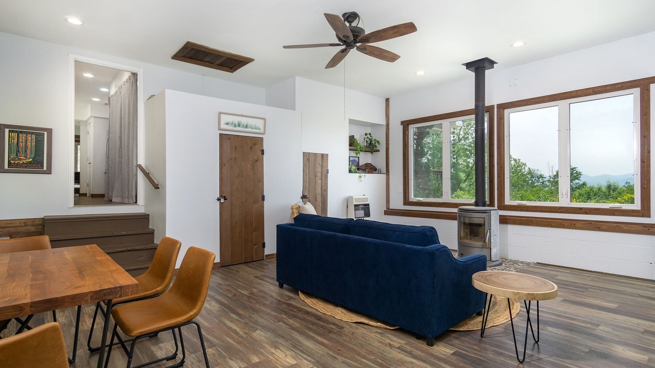 Photo of Bedroom in Weaverville