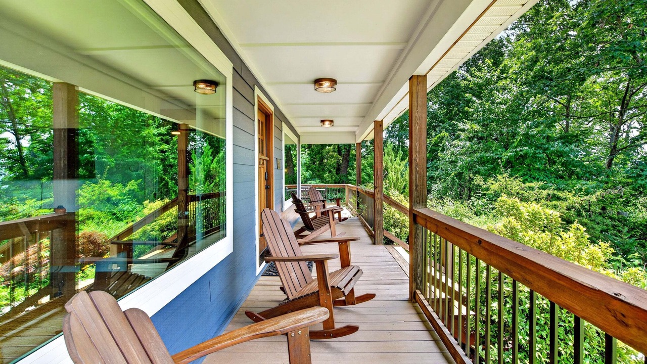Photo of Outdoor in Weaverville