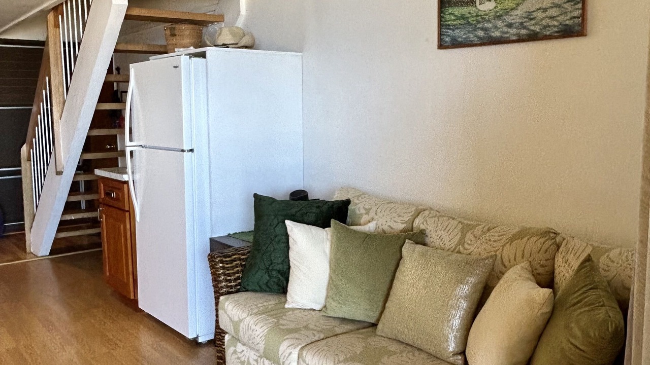 Photo of Livingroom in Maunaloa