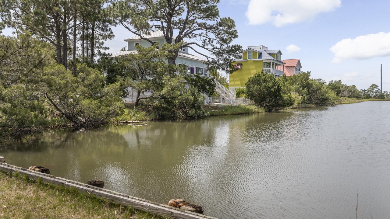 Photo of Outdoor in Oceanmarsh Subdivision