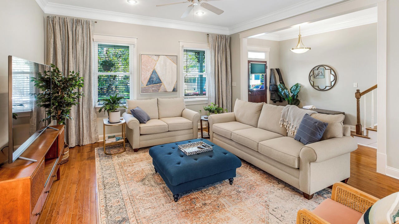 Photo of Livingroom in Dixon Park