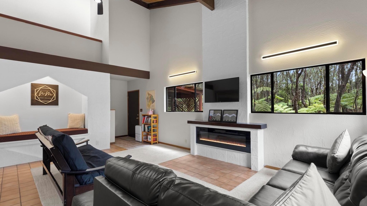 Photo of Livingroom in Volcano