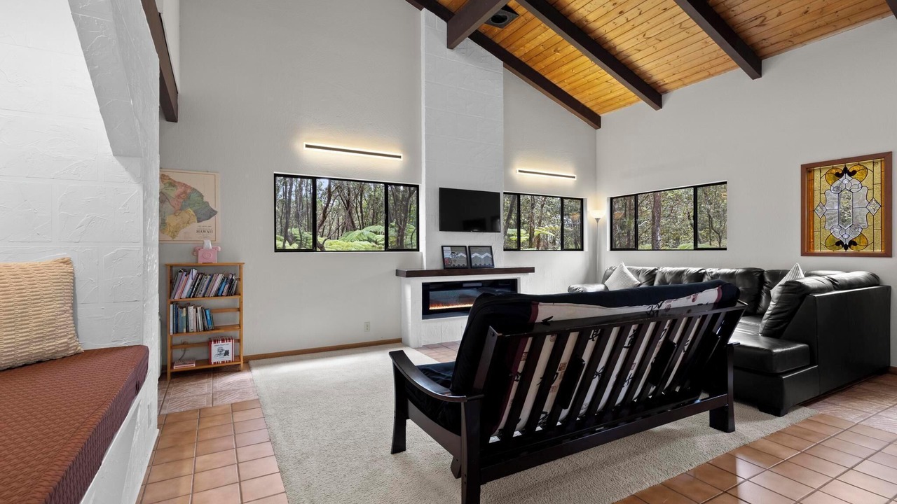 Photo of Livingroom in Volcano