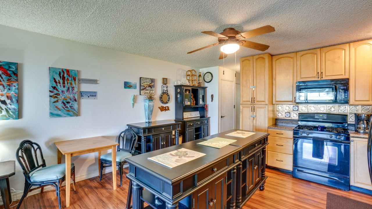 Photo of Kitchen in Ualapue