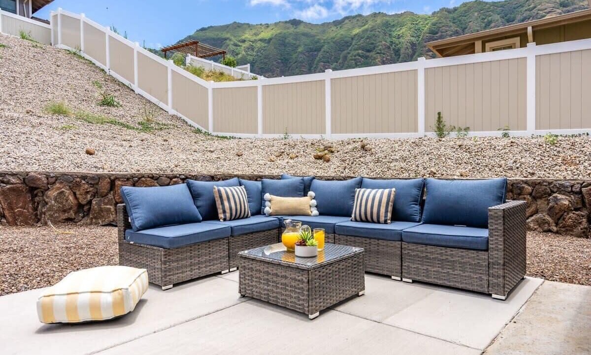 Photo of Outdoor in Makaha Valley