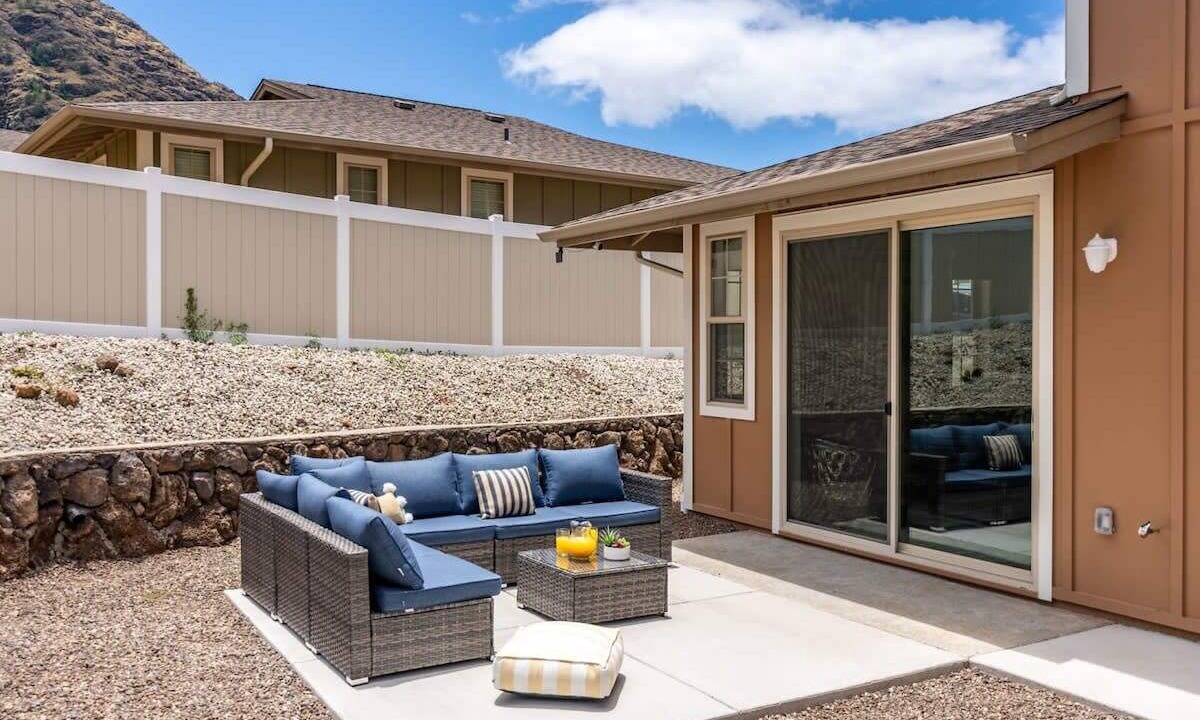 Photo of Patio Balcony in Makaha Valley