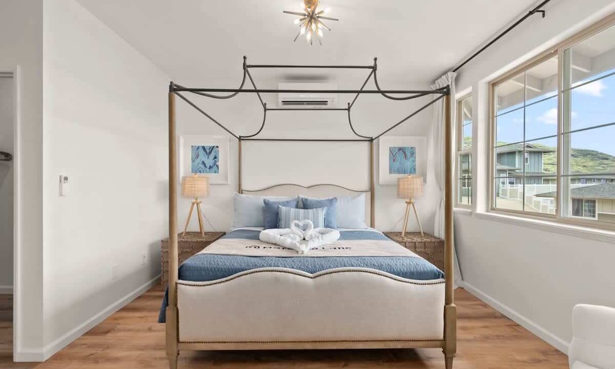 Photo of Bedroom in Makaha Valley