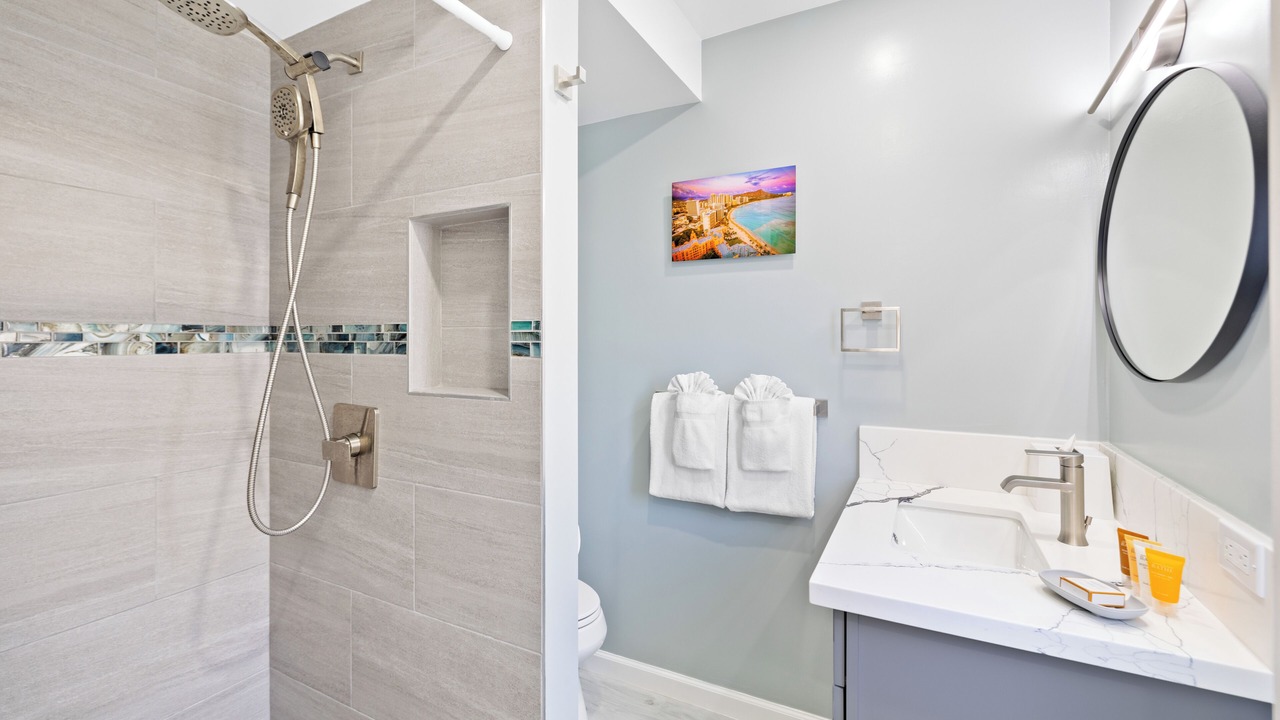 Photo of Bathroom in Waikiki