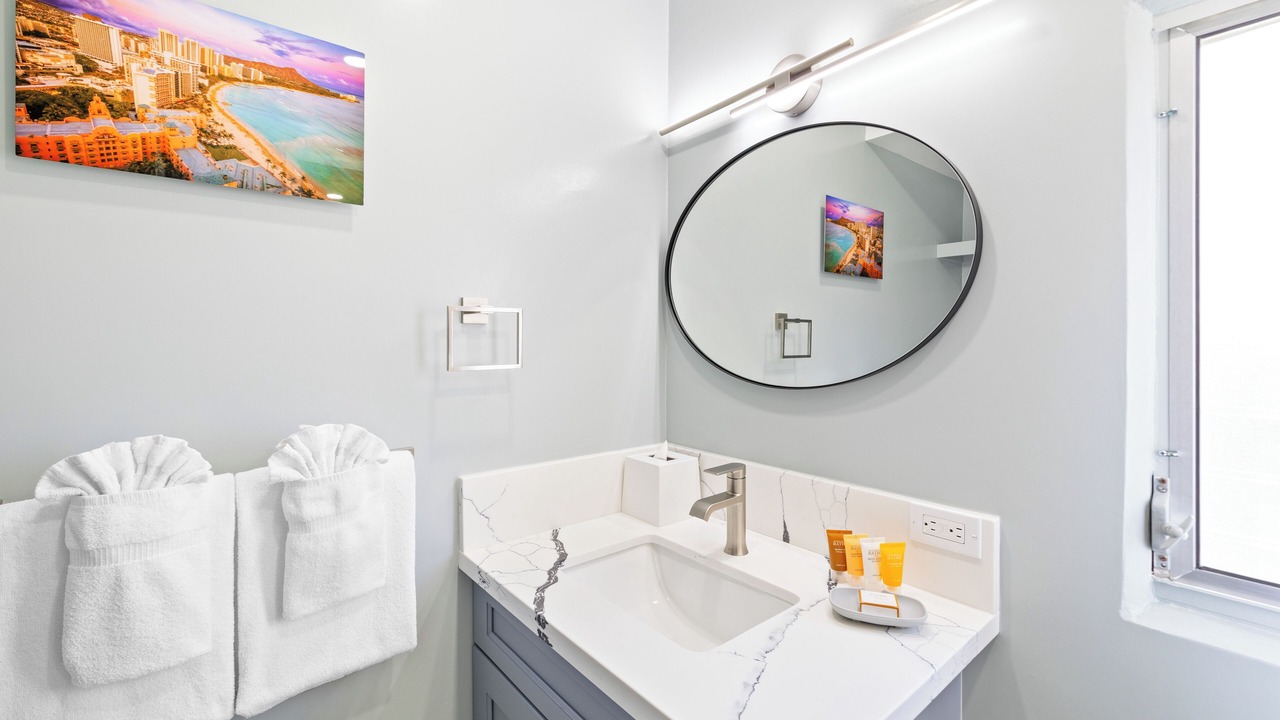 Photo of Bathroom in Waikiki