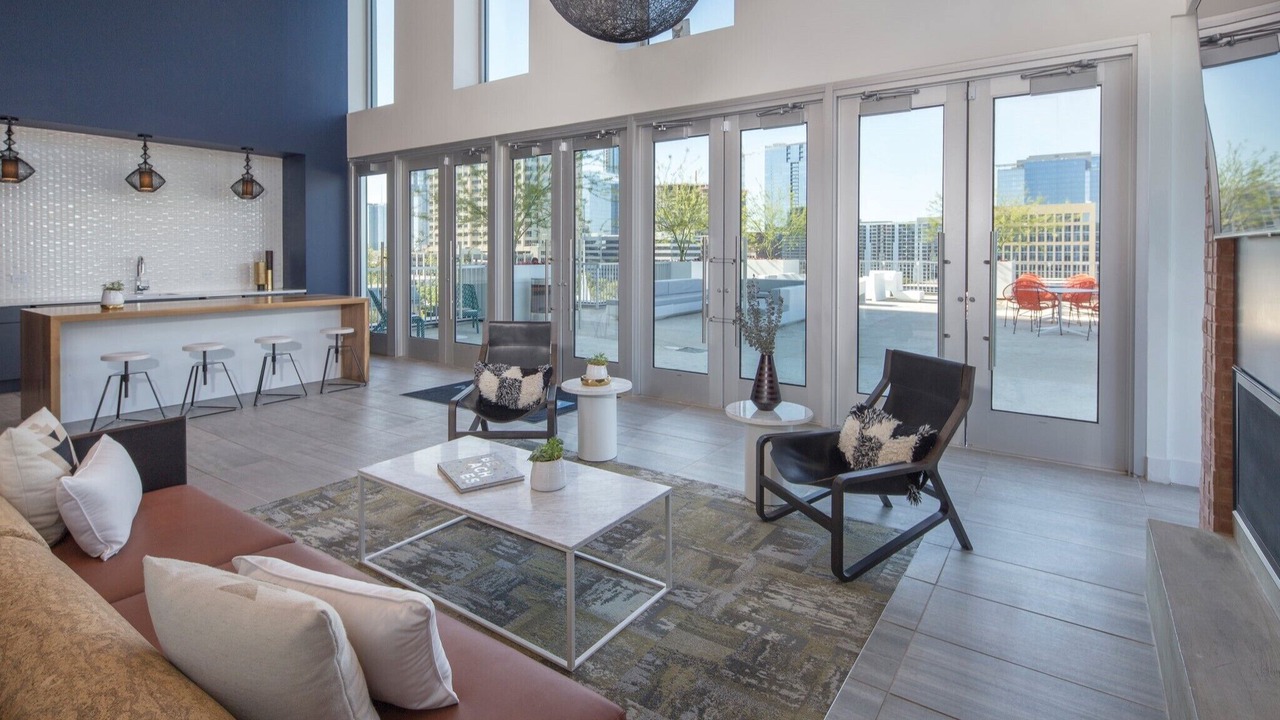 Photo of Livingroom in Civic District