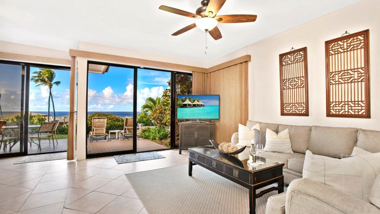 Photo of Livingroom in Napili